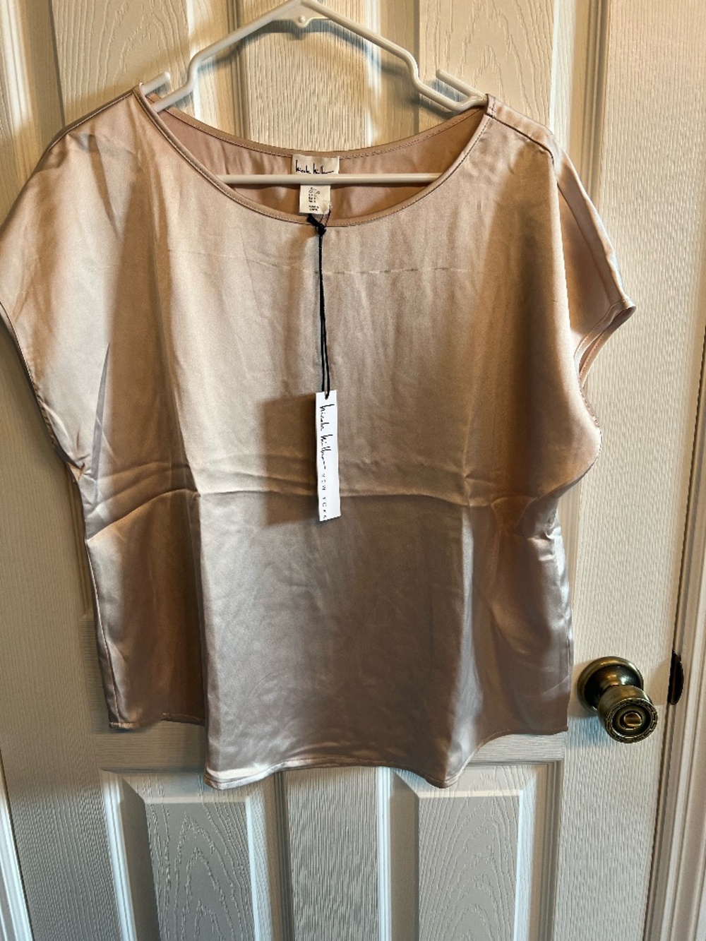 Nicole Miller NWT Champagne Satin Cap Sleeve Blouse Size Large